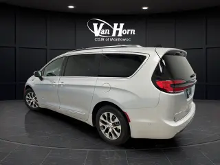 2023 Chrysler Pacifica Hybrid
