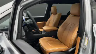 2023 Chrysler Pacifica Hybrid