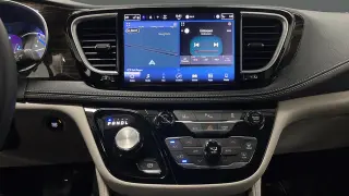 2023 Chrysler Pacifica Hybrid