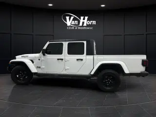 2023 Jeep Gladiator