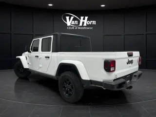 2023 Jeep Gladiator