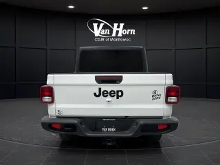 2023 Jeep Gladiator
