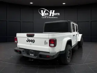 2023 Jeep Gladiator