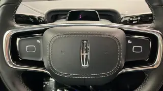 2025 Lincoln Navigator L