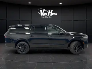 2025 Lincoln Navigator L