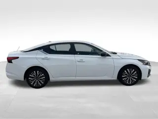 2026 Nissan Altima