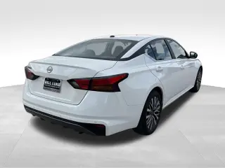 2026 Nissan Altima