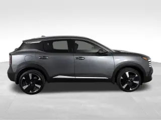2025 Nissan Kicks