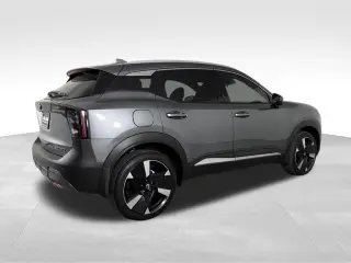 2025 Nissan Kicks