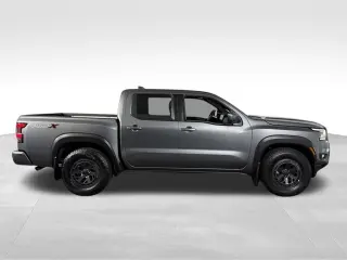 2025 Nissan Frontier