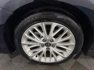 2020 Toyota Camry Hybrid