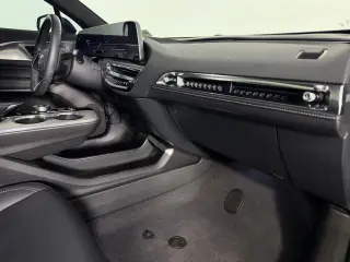 2024 Cadillac LYRIQ