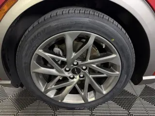 2023 Genesis GV60