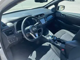 2025 Nissan Leaf