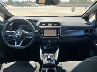 2025 Nissan Leaf