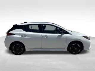 2025 Nissan Leaf