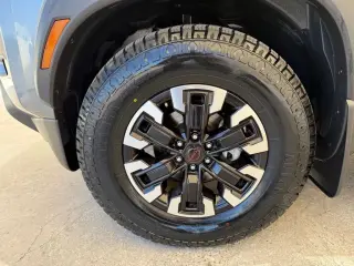 2023 Nissan Frontier