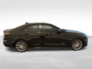 2022 Cadillac CT4