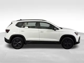 2025 Volkswagen Taos