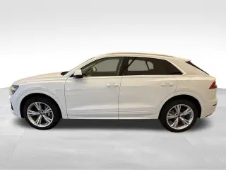 2023 Audi Q8