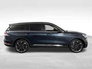 2024 Lincoln Aviator