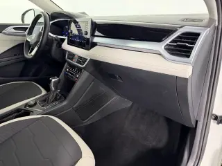 2025 Volkswagen Taos