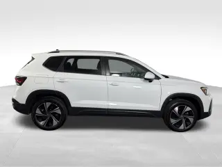2025 Volkswagen Taos