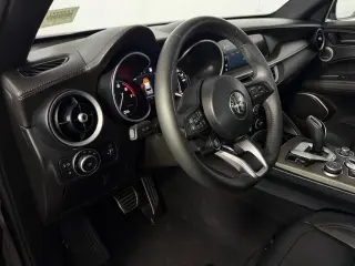 2023 Alfa Romeo Stelvio