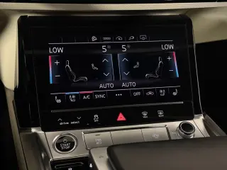 2024 Audi Q8 Sportback e-tron