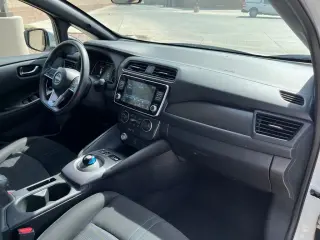 2025 Nissan Leaf