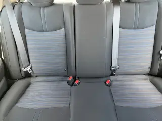 2025 Nissan Leaf