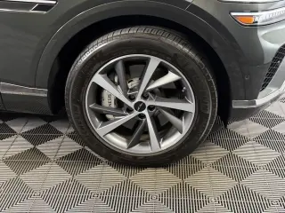 2025 Genesis GV80