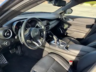 2022 Alfa Romeo Giulia