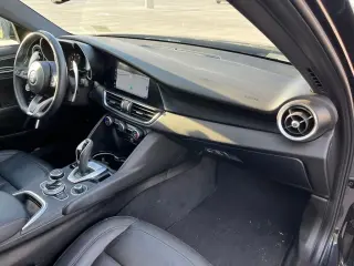 2022 Alfa Romeo Giulia