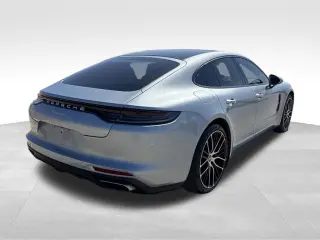 2023 Porsche Panamera