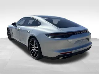 2023 Porsche Panamera