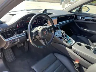 2023 Porsche Panamera