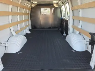 2025 GMC Savana Cargo