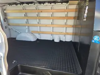 2025 GMC Savana Cargo