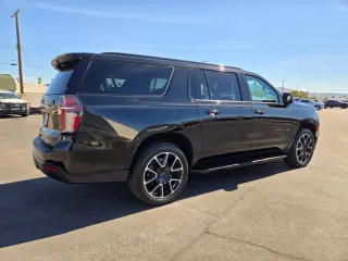 2023 Chevrolet Suburban