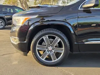 2017 GMC Acadia