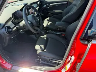 2024 MINI Hardtop 4 Door