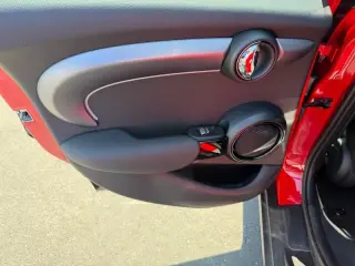 2024 MINI Hardtop 4 Door