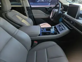 2023 Lincoln Aviator