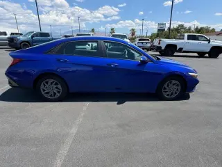 2025 Hyundai Elantra Hybrid