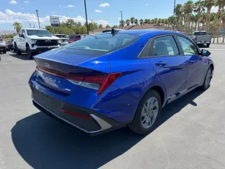 2025 Hyundai Elantra Hybrid