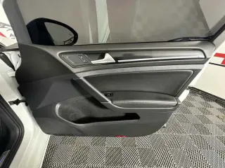 Volkswagen Golf R 2017