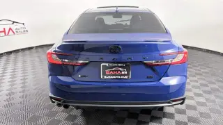 Toyota Camry 2025