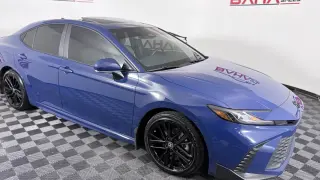 Toyota Camry 2025
