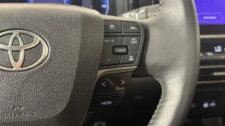 Toyota Camry 2025